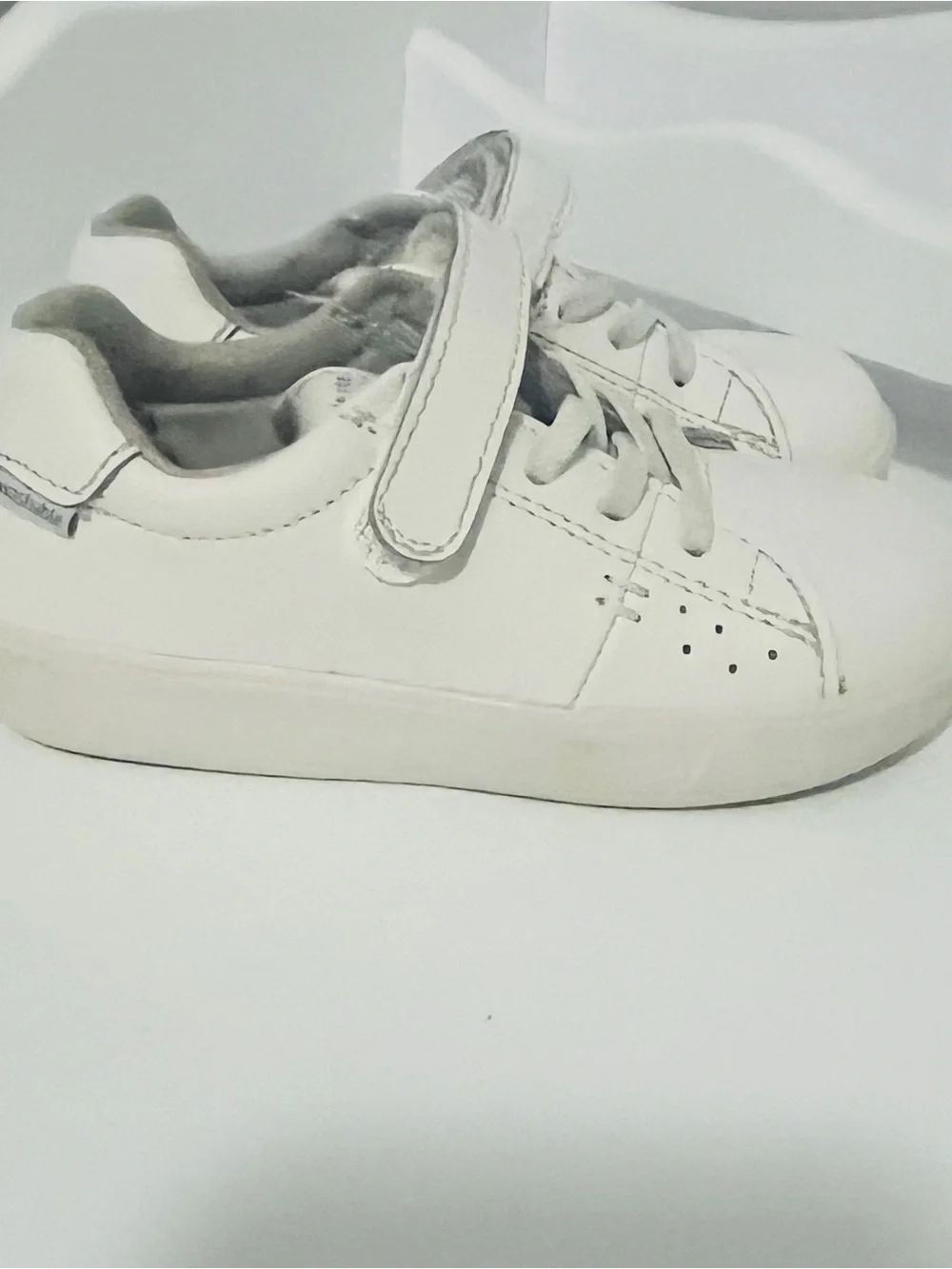 Stride Rite White Kids Lace & Hook-and-Loop Sneakers